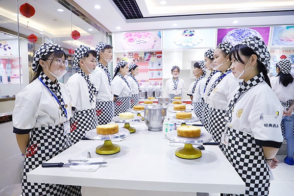 c(din)һ㵽W(xu)^ȥW(xu)c(din)g(sh)^V