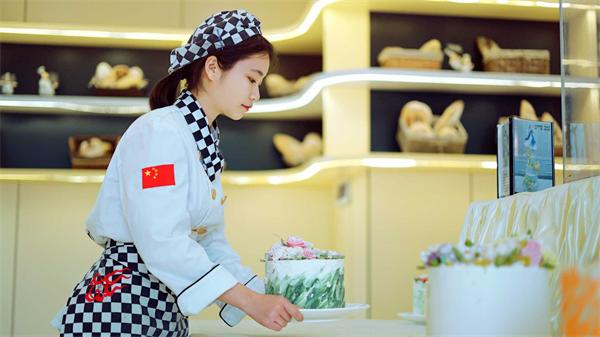 |c(din)決W(xu)УW(xu)M(fi)