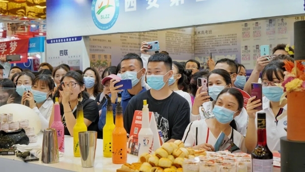ԃ |W(xu)У顰